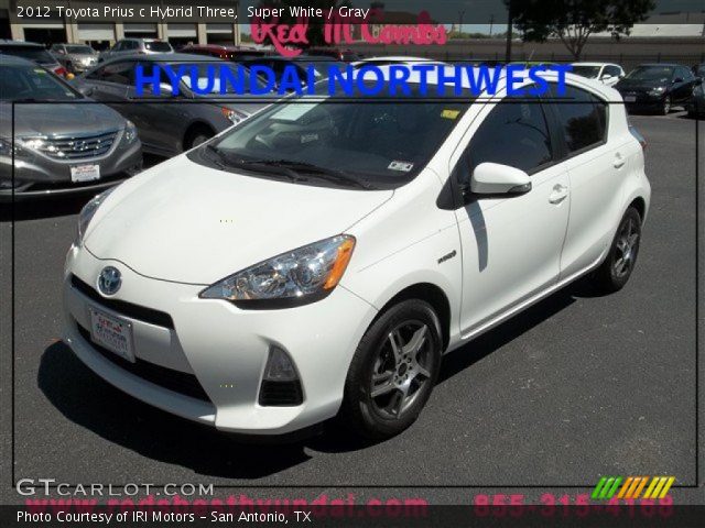 2012 Toyota Prius c Hybrid Three in Super White