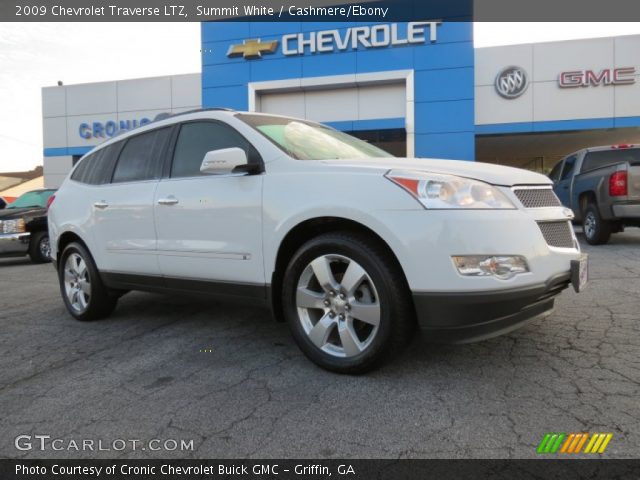 2009 Chevrolet Traverse LTZ in Summit White