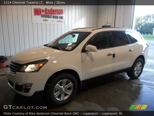 2014 Chevrolet Traverse LT in White