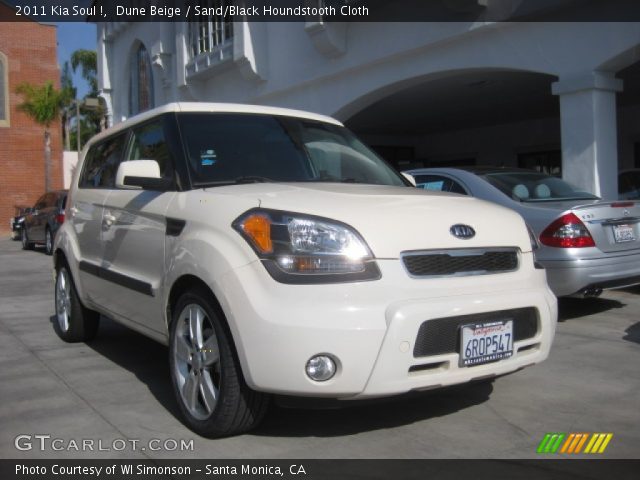 2011 Kia Soul ! in Dune Beige