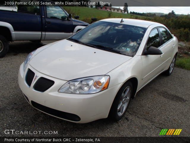 2009 Pontiac G6 V6 Sedan in White Diamond Tri Coat