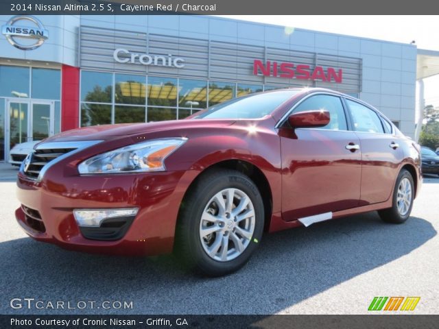 2014 Nissan Altima 2.5 S in Cayenne Red