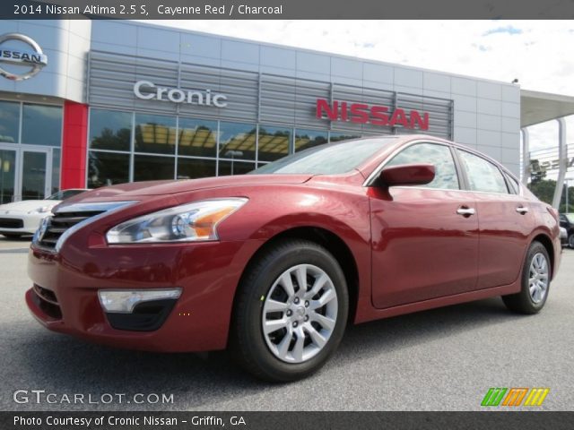 2014 Nissan Altima 2.5 S in Cayenne Red