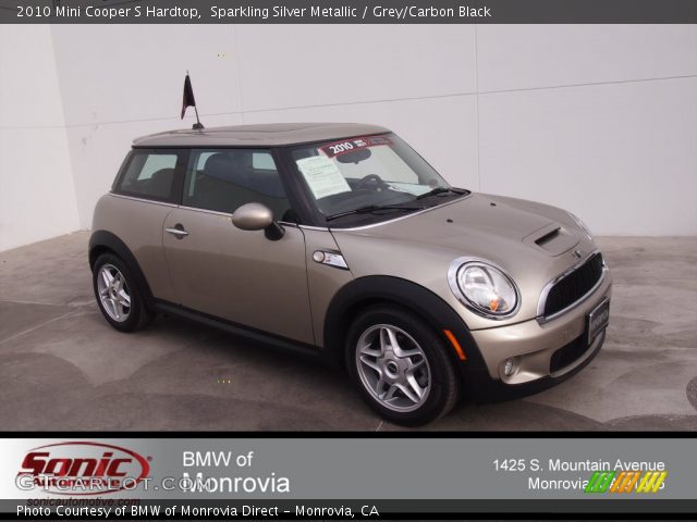 2010 Mini Cooper S Hardtop in Sparkling Silver Metallic