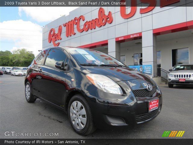 2009 Toyota Yaris 3 Door Liftback in Black Sand Pearl