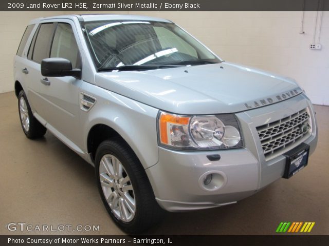 2009 Land Rover LR2 HSE in Zermatt Silver Metallic