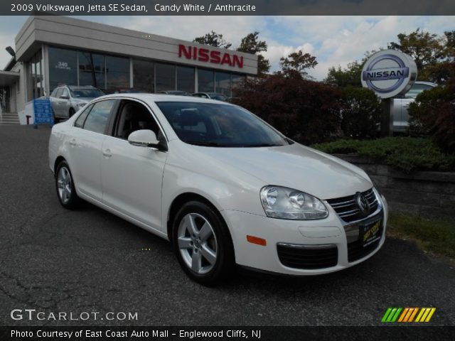 2009 Volkswagen Jetta SE Sedan in Candy White