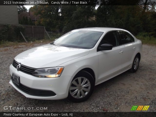 2013 Volkswagen Jetta S Sedan in Candy White