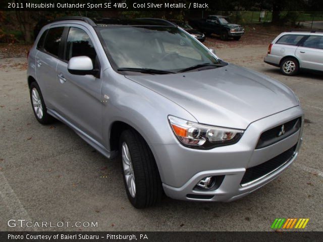 2011 Mitsubishi Outlander Sport SE 4WD in Cool Silver Metallic