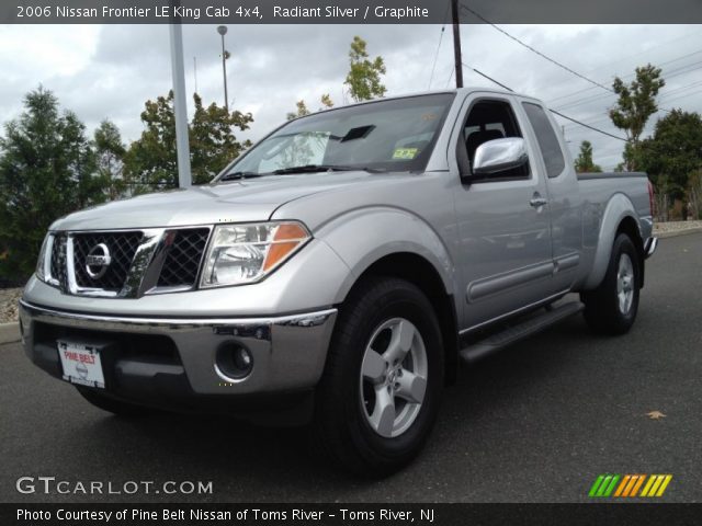 2006 Nissan Frontier LE King Cab 4x4 in Radiant Silver