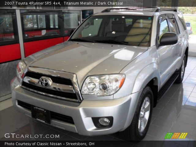 2007 Toyota 4Runner SR5 4x4 in Titanium Metallic