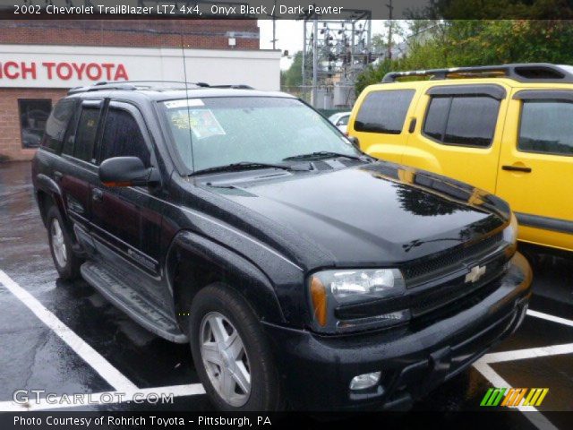 2002 Chevrolet TrailBlazer LTZ 4x4 in Onyx Black