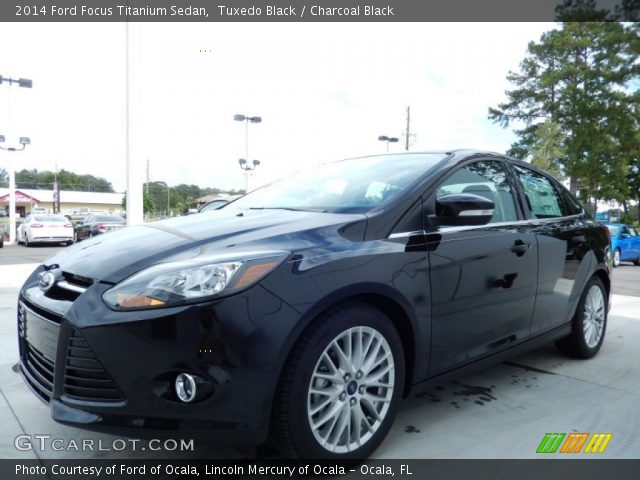 2014 Ford Focus Titanium Sedan in Tuxedo Black