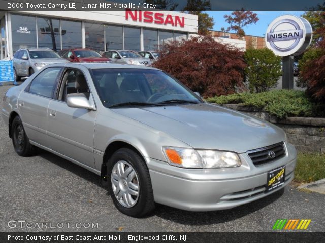 2000 Toyota Camry LE in Lunar Mist Metallic
