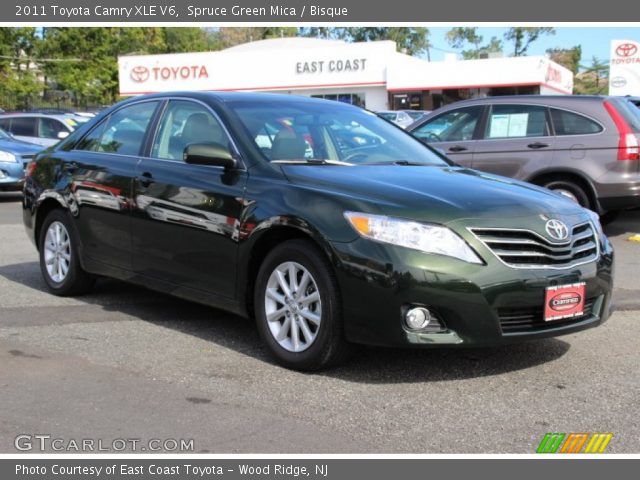 2011 Toyota Camry XLE V6 in Spruce Green Mica