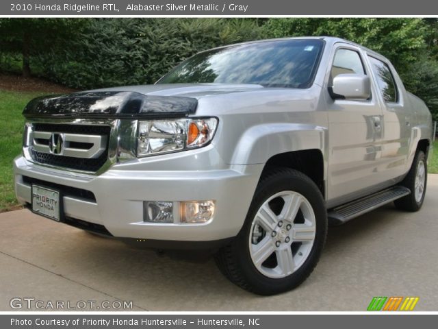 2010 Honda Ridgeline RTL in Alabaster Silver Metallic