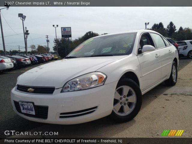 2007 Chevrolet Impala LT in White