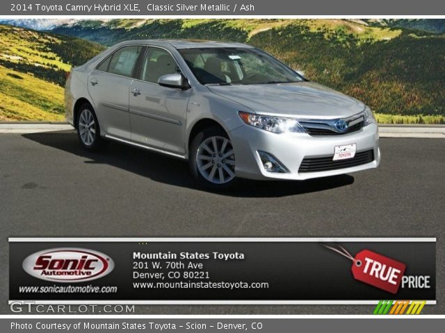 2014 Toyota Camry Hybrid XLE in Classic Silver Metallic
