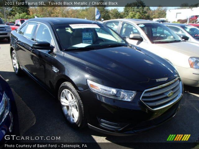 2013 Ford Taurus SEL in Tuxedo Black Metallic