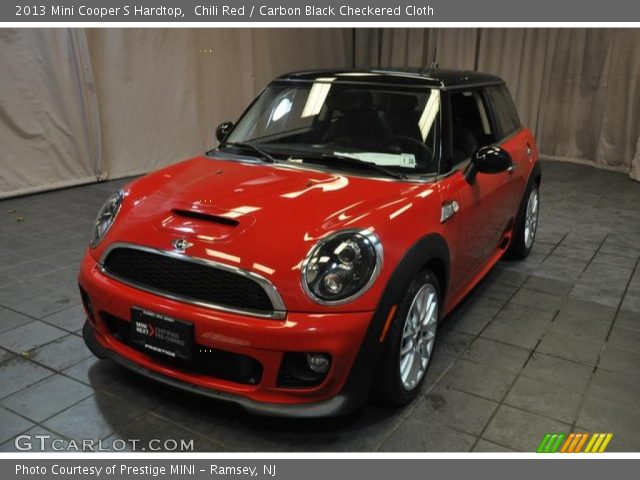 2013 Mini Cooper S Hardtop in Chili Red