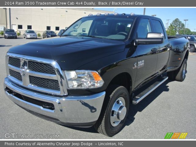 2014 Ram 3500 Tradesman Crew Cab 4x4 Dually in Black