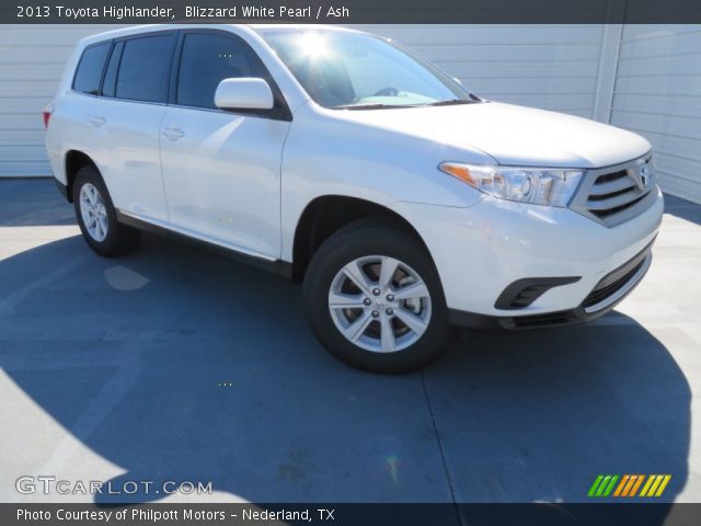 2013 Toyota Highlander  in Blizzard White Pearl