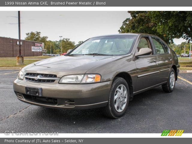 1999 Nissan Altima GXE in Brushed Pewter Metallic