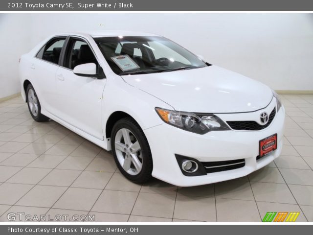 2012 Toyota Camry SE in Super White