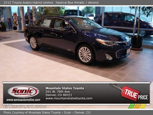 2013 Toyota Avalon Hybrid Limited in Nautical Blue Metallic