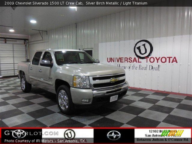 2009 Chevrolet Silverado 1500 LT Crew Cab in Silver Birch Metallic