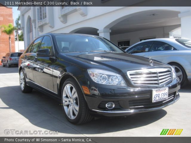 2011 Mercedes-Benz C 300 Luxury in Black