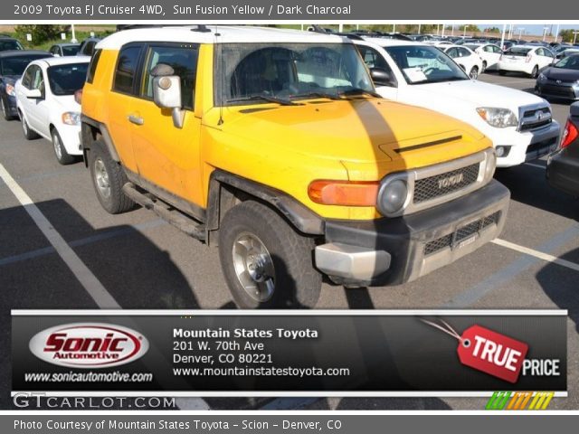 2009 Toyota FJ Cruiser 4WD in Sun Fusion Yellow