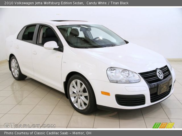 2010 Volkswagen Jetta Wolfsburg Edition Sedan in Candy White