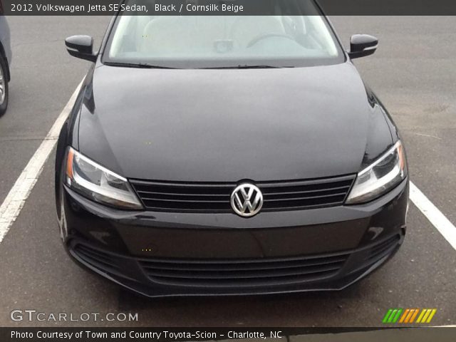 2012 Volkswagen Jetta SE Sedan in Black