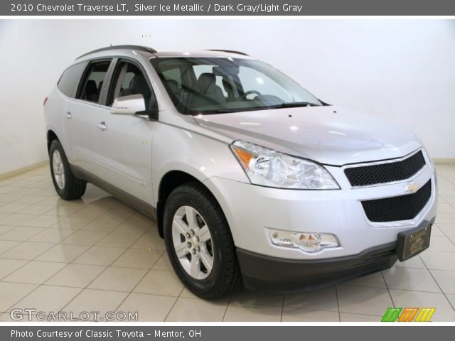 2010 Chevrolet Traverse LT in Silver Ice Metallic