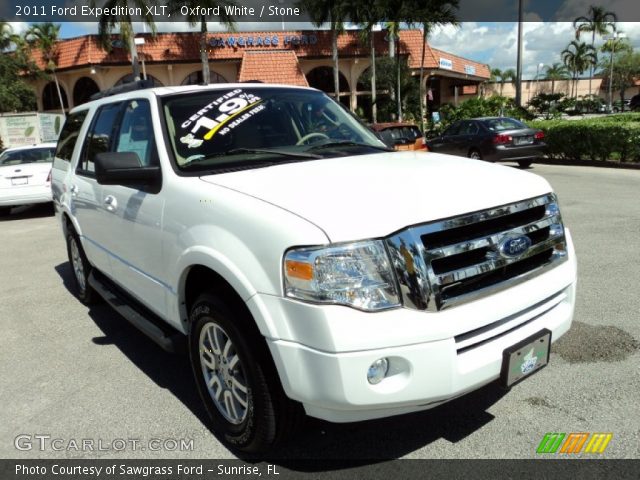 2011 Ford Expedition XLT in Oxford White
