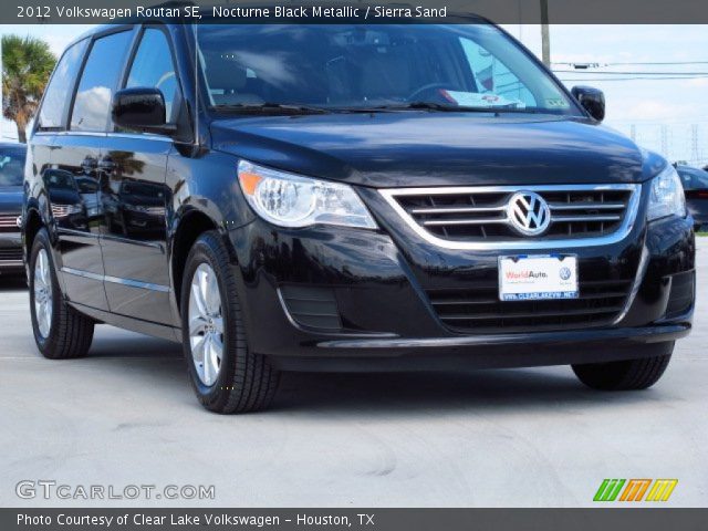 2012 Volkswagen Routan SE in Nocturne Black Metallic