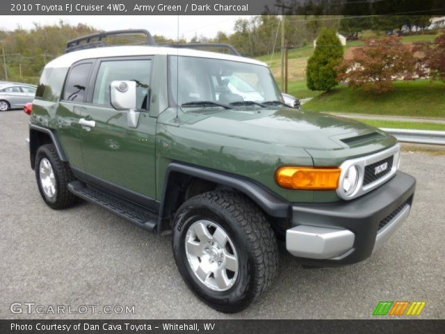 2010 Toyota FJ Cruiser 4WD in Army Green