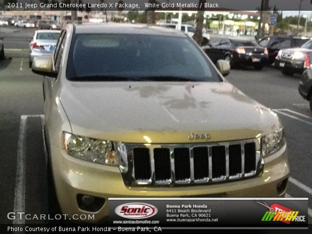 2011 Jeep Grand Cherokee Laredo X Package in White Gold Metallic