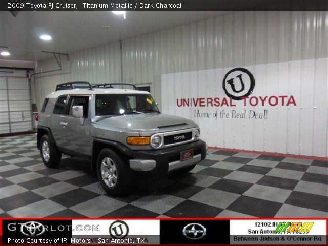 2009 Toyota FJ Cruiser  in Titanium Metallic