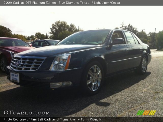 2009 Cadillac DTS Platinum Edition in Blue Diamond Tricoat