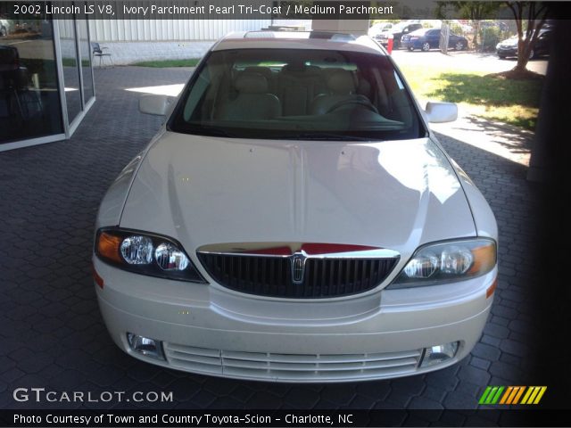 2002 Lincoln LS V8 in Ivory Parchment Pearl Tri-Coat