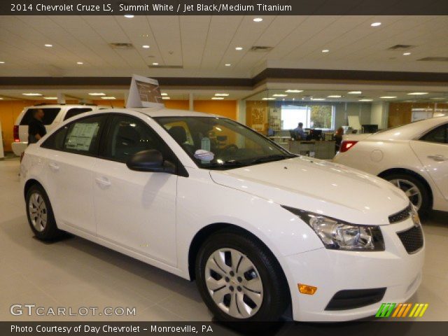 2014 Chevrolet Cruze LS in Summit White