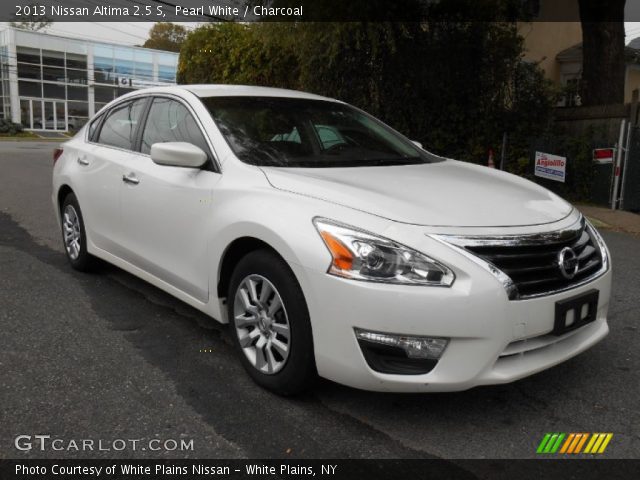 2013 Nissan Altima 2.5 S in Pearl White