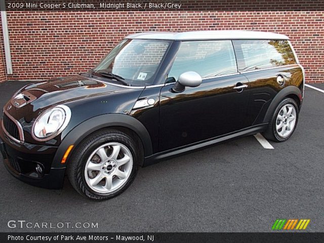 2009 Mini Cooper S Clubman in Midnight Black