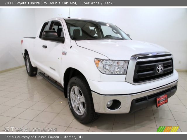 2011 Toyota Tundra SR5 Double Cab 4x4 in Super White