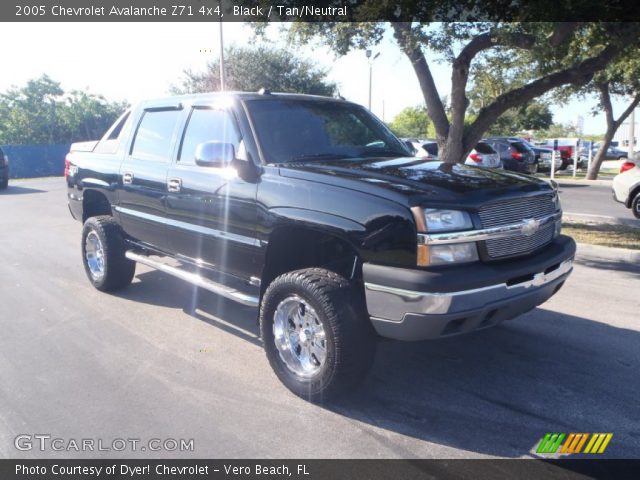 2005 Chevrolet Avalanche Z71 4x4 in Black