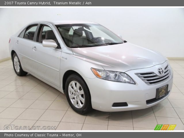 2007 Toyota Camry Hybrid in Titanium Metallic