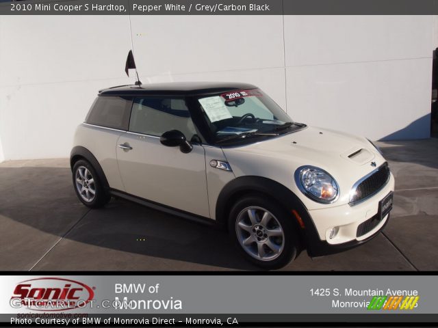 2010 Mini Cooper S Hardtop in Pepper White