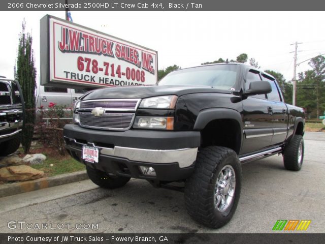 2006 Chevrolet Silverado 2500HD LT Crew Cab 4x4 in Black